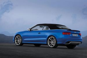 Audi RS5 Cabriolet 2012 года  (WW)